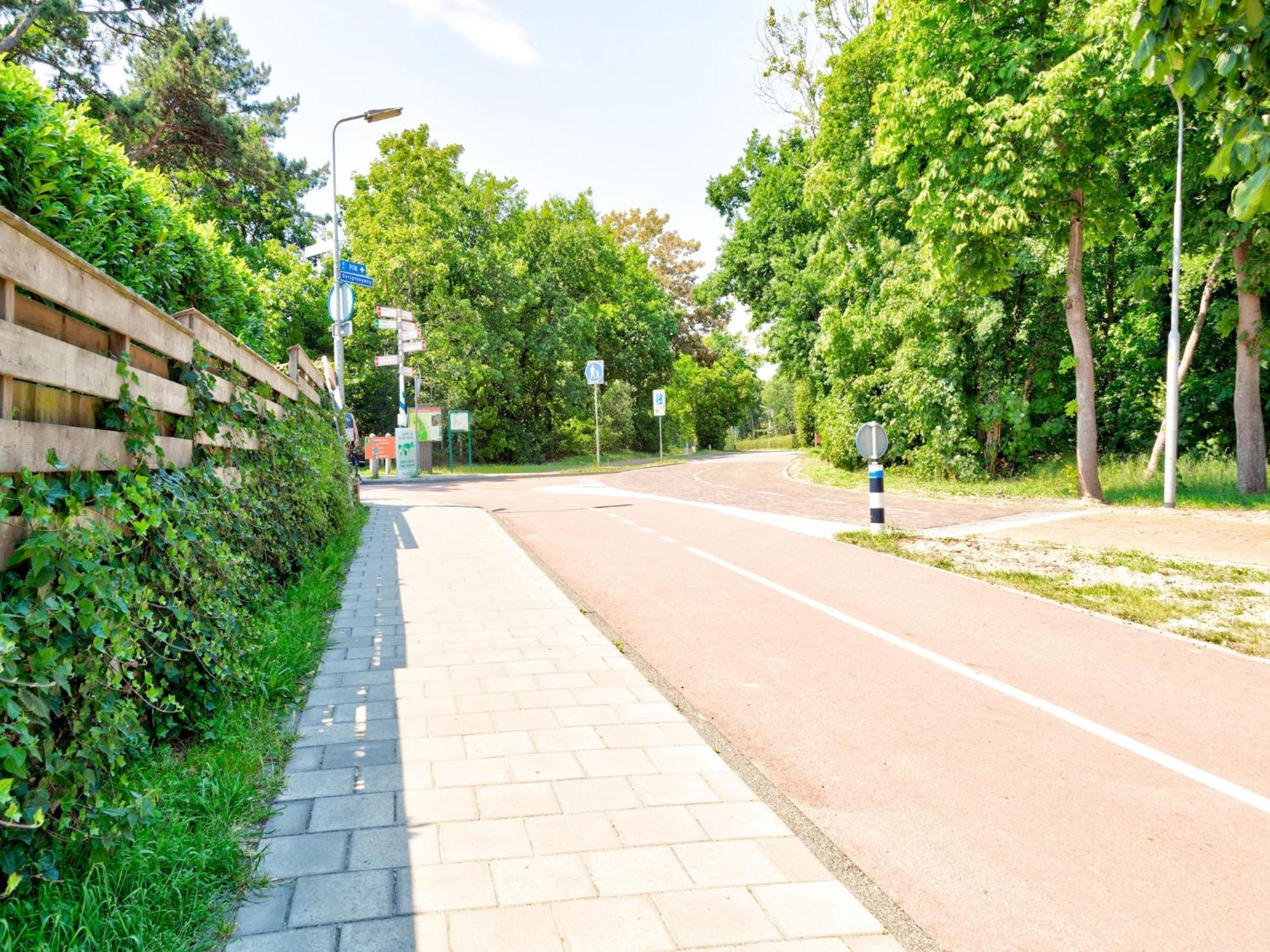 Stunning Apartment In Schoorl North Holland You Can Bike To The Beach エクステリア 写真